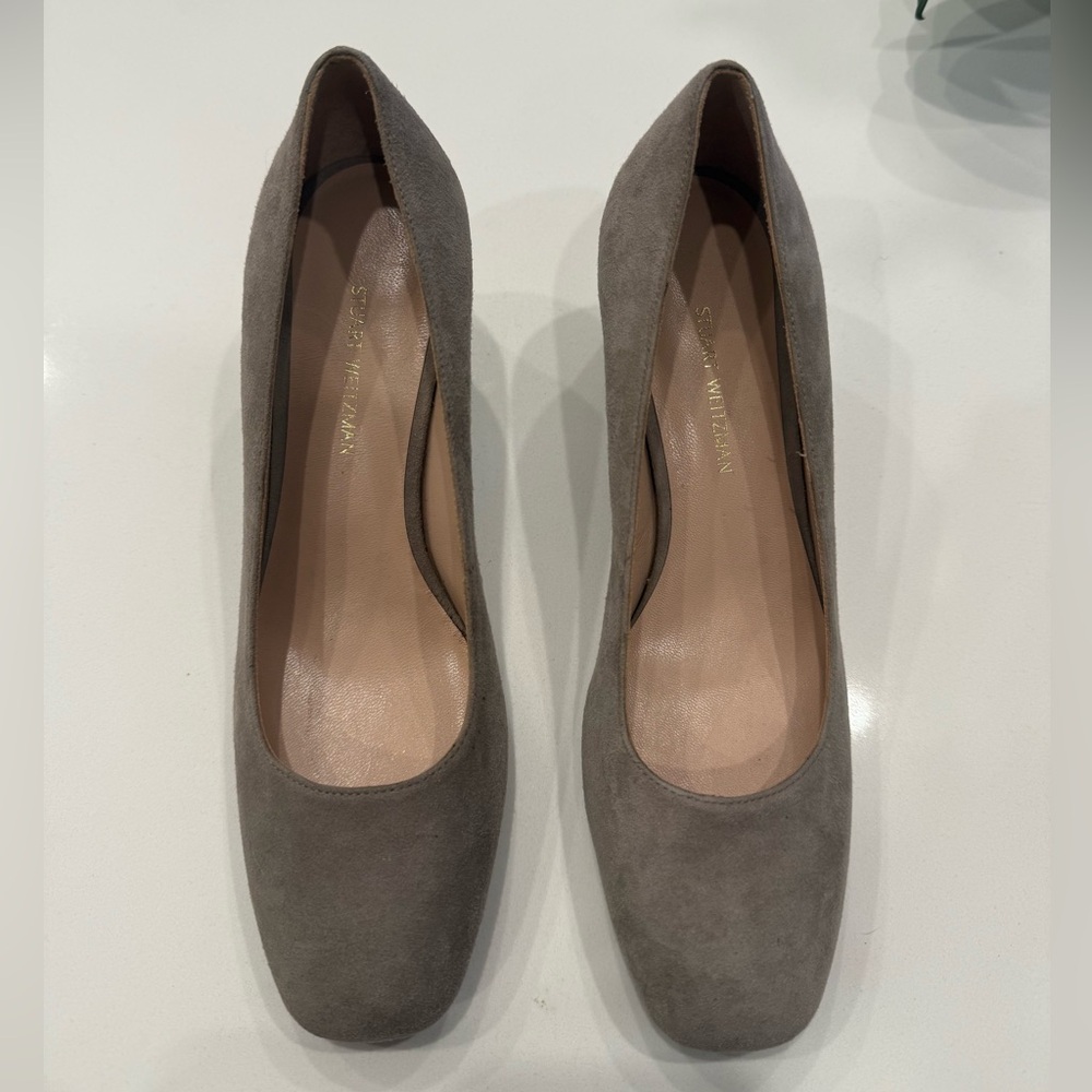 Stuart Weitzman Taupe Suede Heels